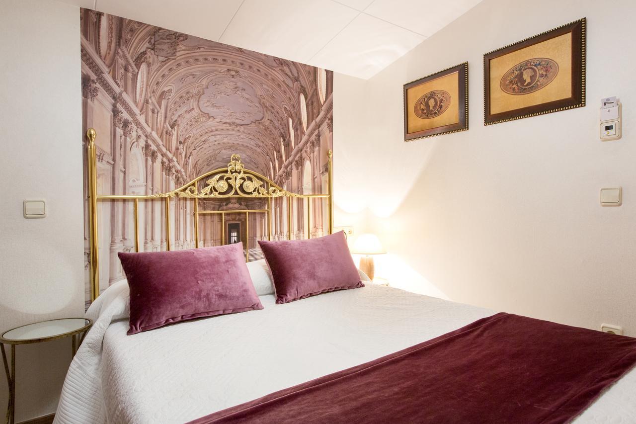 Hotel Villa San Jorge Azanuy ภายนอก รูปภาพ
